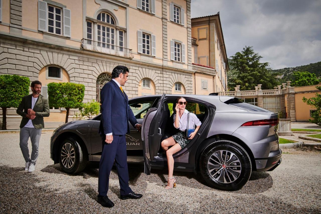 Bagni Di Pisa Palace & Thermal Spa - The Leading Hotels Of The World Сан-Джулиано-Терме Экстерьер фото Jaguar Land Rover's chauffeur service