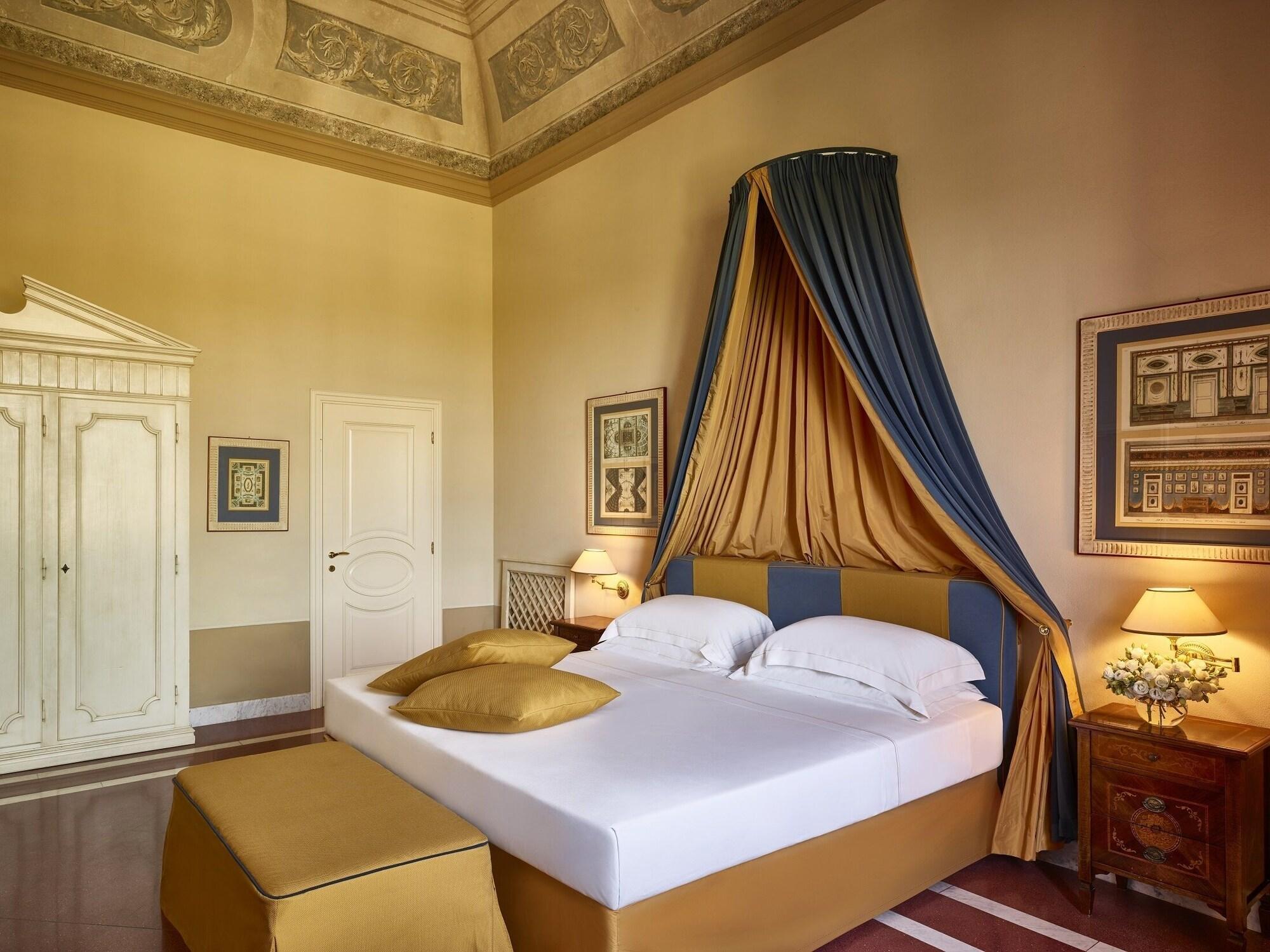 Bagni Di Pisa Palace & Thermal Spa - The Leading Hotels Of The World Сан-Джулиано-Терме Экстерьер фото A room at the hotel