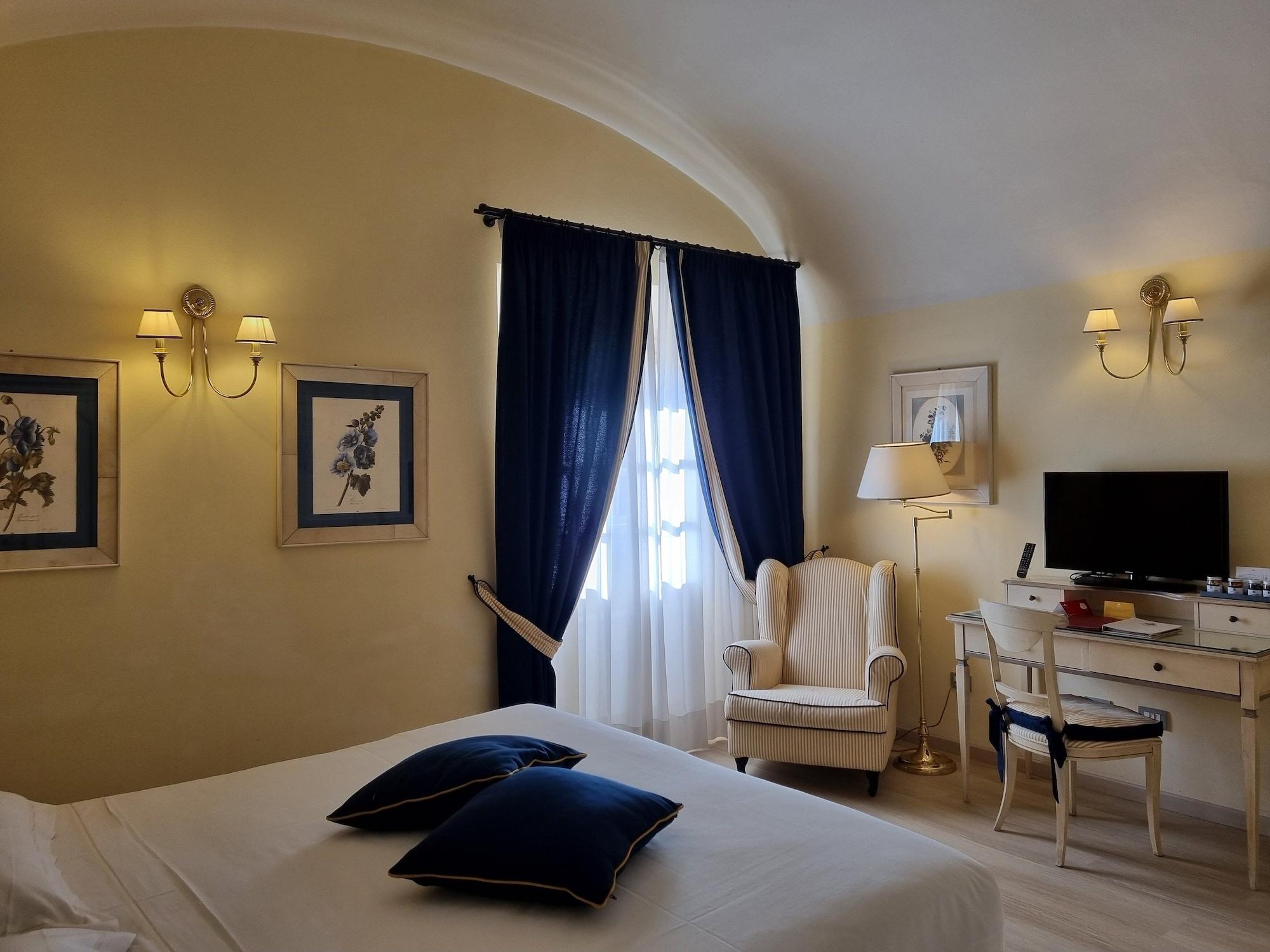 Bagni Di Pisa Palace & Thermal Spa - The Leading Hotels Of The World Сан-Джулиано-Терме Экстерьер фото A room at the hotel