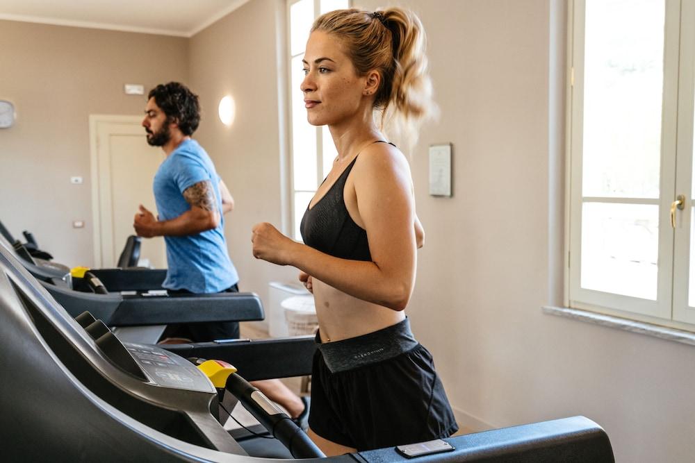 Bagni Di Pisa Palace & Thermal Spa - The Leading Hotels Of The World Сан-Джулиано-Терме Экстерьер фото A treadmill in use
